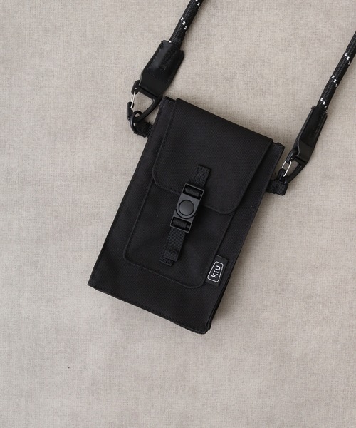 KiU(キウ)の「KiU 600D WR PHONE POUCH(スマホグッズ・メンズ・ネイビー系/ブラック/ライトベージュ/ブラック系・FREE)」の21枚目の写真