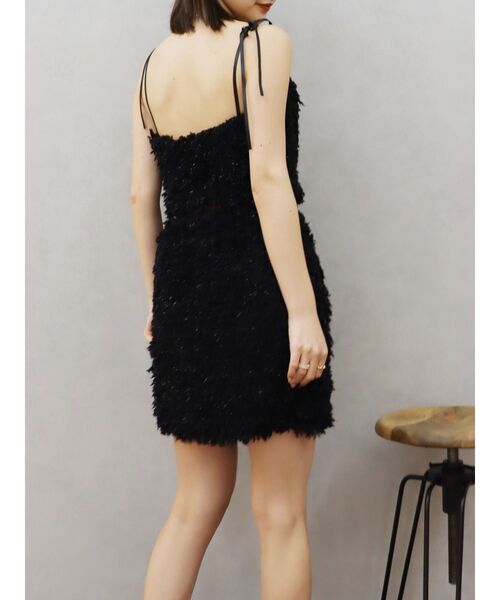 EVRIS(エヴリス)の「フェザーミニスカート【セットアップ着用可能】(スカート・レディース・グレー/ブラック・FREE)」の5枚目の写真