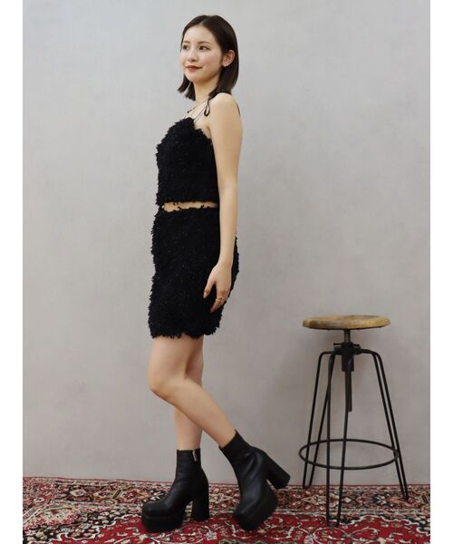 EVRIS(エヴリス)の「フェザーミニスカート【セットアップ着用可能】(スカート・レディース・グレー/ブラック・FREE)」の11枚目の写真