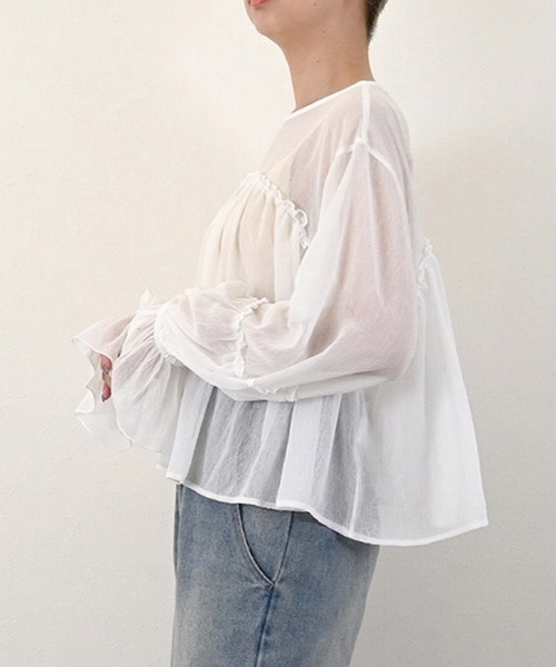STYLEBLOCK（スタイルブロック）の「シアー楊柳ボリュームギャザーブラウス（シャツ/ブラウス・レディース・ブラック/ホワイト/ライトベージュ/ライトブルー・M）」の9枚目の写真