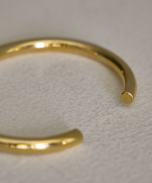 mystic（ミスティック）の「[Eau]circle bangle（バングル/リストバンド・レディース・シルバー/ゴールド・ONE SIZE）」の8枚目の写真