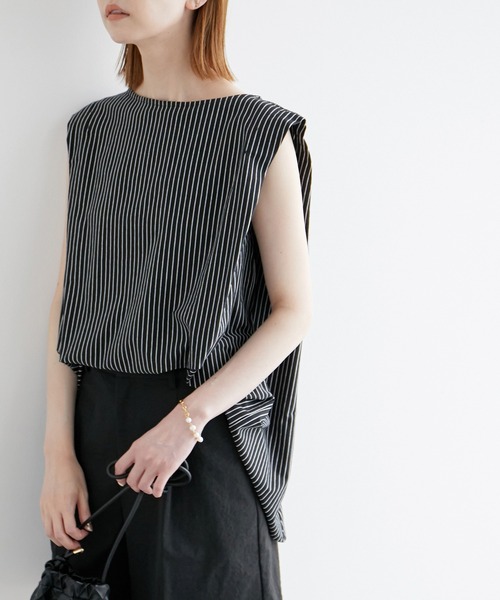 ROPE' PICNIC（ロペピクニック）の「タックスリーブフレアカットトップス（Tシャツ/カットソー・レディース・ブラック系その他/ブラック/ホワイト/ベージュ・38）」の4枚目の写真