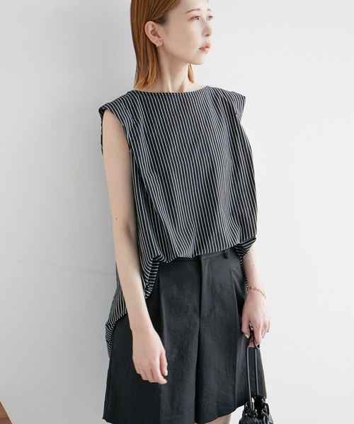 ROPE' PICNIC（ロペピクニック）の「タックスリーブフレアカットトップス（Tシャツ/カットソー・レディース・ブラック系その他/ブラック/ホワイト/ベージュ・38）」の12枚目の写真