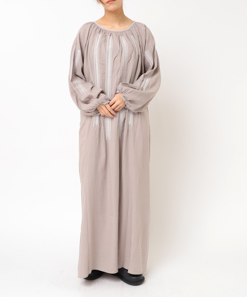 RNA-N(アールエヌエーエヌ)の「D1657 エンブロイダリーワンピース(ワンピース・レディース・ブラック/グレー/キナリ・MEDIUM)」の14枚目の写真