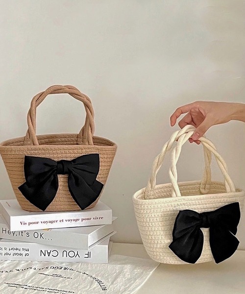 shopnikoniko（ショップニコニコ）の「ビックリボン かごバッグ ミニ トートバッグ バレエコア ねじれハンドル（ハンドバッグ・レディース・ベージュ/ホワイト・フリー）」の3枚目の写真