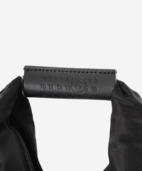 MM6 Maison Margiela（ｴﾑｴﾑｼｯｸｽ ﾒｿﾞﾝ ﾏﾙｼﾞｪﾗ）の「MM6 MAISON MARGIELA / エムエムシックス メゾンマルジェラ：MINI JAPANESE：SB6WD0013-P6197[ANN]（ハンドバッグ・レディース・ブラック・FREE）」の10枚目の写真