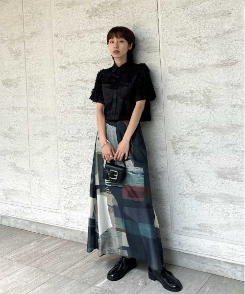 おすす様 新品タグ付きART COLLAGE PRINT SHEER SKIRT Ameri（アメリ）の「ART COLLAGE PRINT SHEER SKIRT（スカート）」 - WEAR
