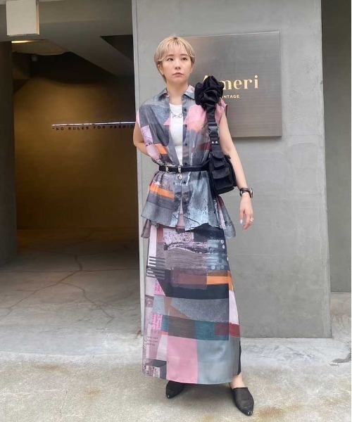Ameri（アメリ）の「ART COLLAGE PRINT SHEER SKIRT（スカート）」 - WEAR