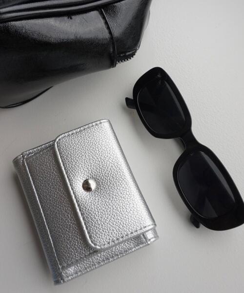 WEGO（ウィゴー）の「WEGO/フラップミニウォレット（財布・レディース・ブルー/オフホワイト/シルバー/ブラック/グリーン/マスタード/ブルー系その他/その他1/ライトピンク/ゴールド・FREE）」の8枚目の写真