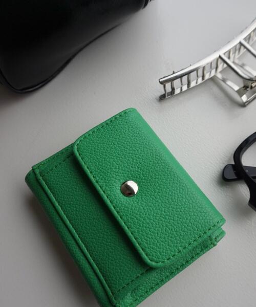 WEGO（ウィゴー）の「WEGO/フラップミニウォレット（財布・レディース・ブルー/オフホワイト/シルバー/ブラック/グリーン/マスタード/ブルー系その他/その他1/ライトピンク/ゴールド・FREE）」の3枚目の写真