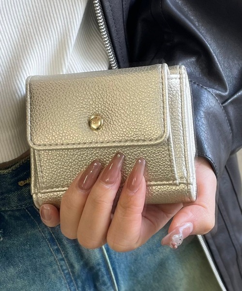 WEGO（ウィゴー）の「WEGO/フラップミニウォレット（財布・レディース・ブルー/オフホワイト/シルバー/ブラック/グリーン/マスタード/ブルー系その他/その他1/ライトピンク/ゴールド・FREE）」の9枚目の写真