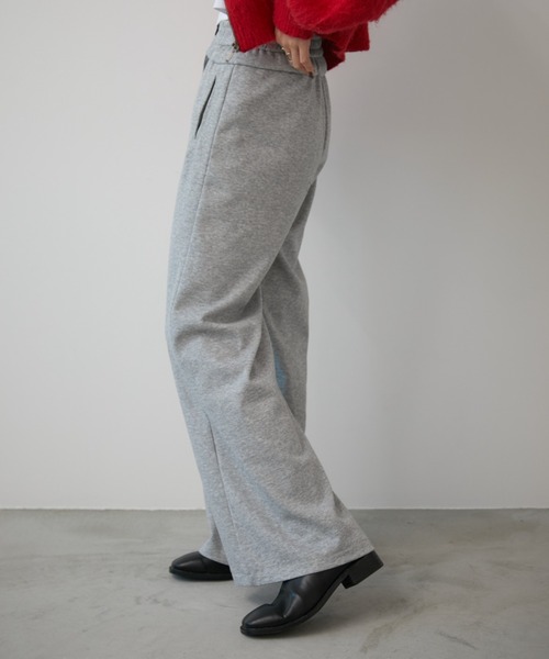 Aunt Marie's(アントマリーズ)の「【S,M,Lサイズ展開】スクエアトゥストレッチレザーショートブーツ(ブーツ・レディース・ホワイト/ブラック/シルバー・S/M/L)」の22枚目の写真