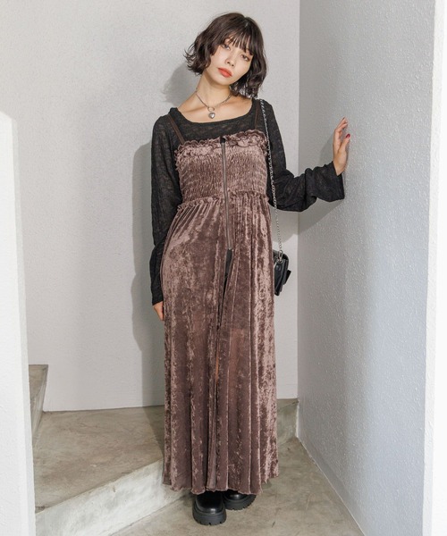 PAGEBOY（ページボーイ）の「ベロアチュールキャミワンピース（ワンピース・レディース・ブラウン/ブラック・FREE）」の4枚目の写真