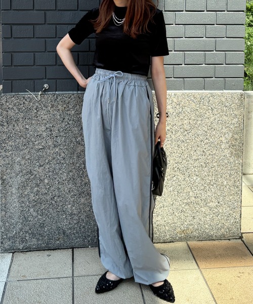 ISOOK(アイスー)の「【ISOOK / アイスー】ベロアTシャツ / ベロアトップス 半袖 ベルベット 秋トップス(Tシャツ/カットソー・レディース・ブルーグレー/ブラック・FREE)」の21枚目の写真
