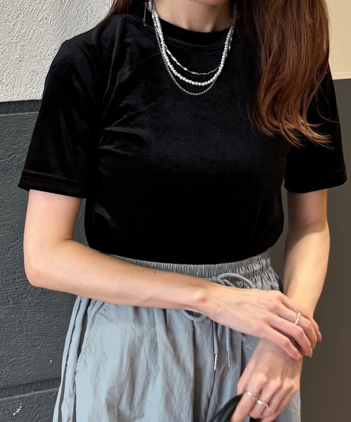 ISOOK(アイスー)の「【ISOOK / アイスー】ベロアTシャツ / ベロアトップス 半袖 ベルベット 秋トップス(Tシャツ/カットソー・レディース・ブルーグレー/ブラック・FREE)」の12枚目の写真