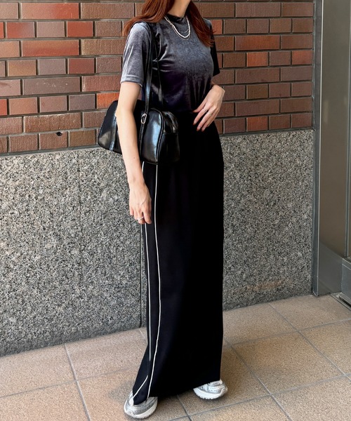 ISOOK(アイスー)の「【ISOOK / アイスー】ベロアTシャツ / ベロアトップス 半袖 ベルベット 秋トップス(Tシャツ/カットソー・レディース・ブルーグレー/ブラック・FREE)」の17枚目の写真