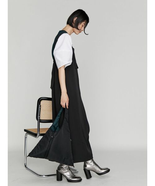 UN3D.（アンスリード）の「2WAY PADDED TRIANGLE BAG / 2WAYパデッド