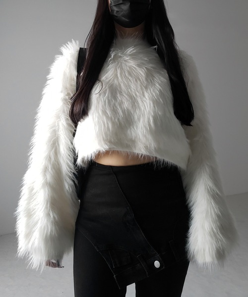 me+em select(ミームセレクト)の「【 2color 】ボリュームスリーブショートトロミシャギーニット / Volume sleeve short toromi shaggy knit(ニット/セーター・レディース・ホワイト/ブラック・FREE)」の11枚目の写真