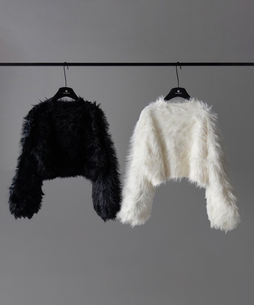 me+em select(ミームセレクト)の「【 2color 】ボリュームスリーブショートトロミシャギーニット / Volume sleeve short toromi shaggy knit(ニット/セーター・レディース・ホワイト/ブラック・FREE)」の3枚目の写真