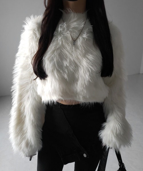 me+em select(ミームセレクト)の「【 2color 】ボリュームスリーブショートトロミシャギーニット / Volume sleeve short toromi shaggy knit(ニット/セーター・レディース・ホワイト/ブラック・FREE)」の5枚目の写真