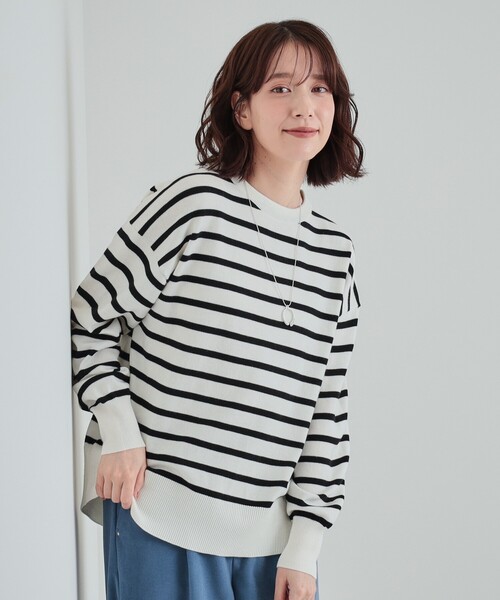 SHOO・LA・RUE(シューラルー)の「◆【洗える/毛玉レス】インせず着られる 大人の抜け感 バックスリットニット(ニット/セーター・レディース・ライトグレー/グリーン系/ブラック/ホワイト系5・01/02/03/04)」の22枚目の写真