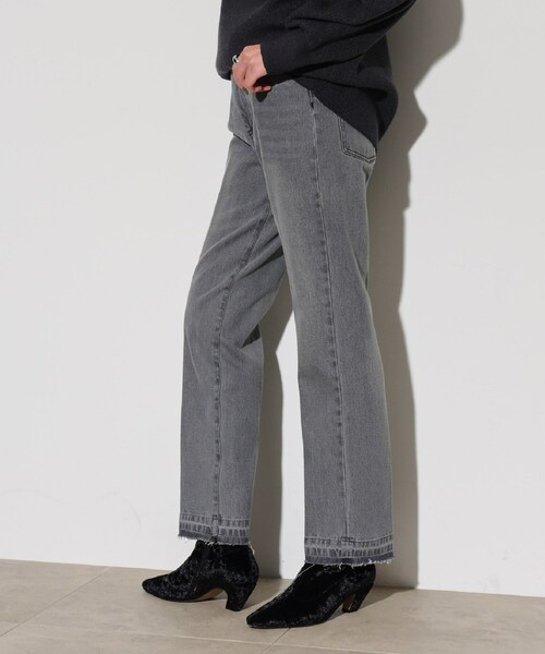 GALLEST(ギャレスト)の「◆ストレートデニム(デニムパンツ・レディース・チャコールグレー/ブルー系その他・36/38/40)」の1枚目の写真