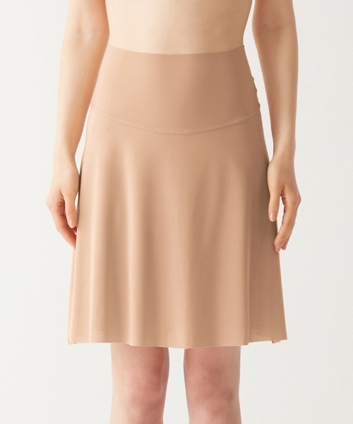 GUNZE(グンゼ)の「ADVANCE LABEL/アドバンスレーベル ペチコート(透け防止)(その他アンダーウェア/インナー・レディース・ベージュ/スミクロ/グレー系その他・LARGE/MEDIUM/X-LARGE)」の3枚目の写真