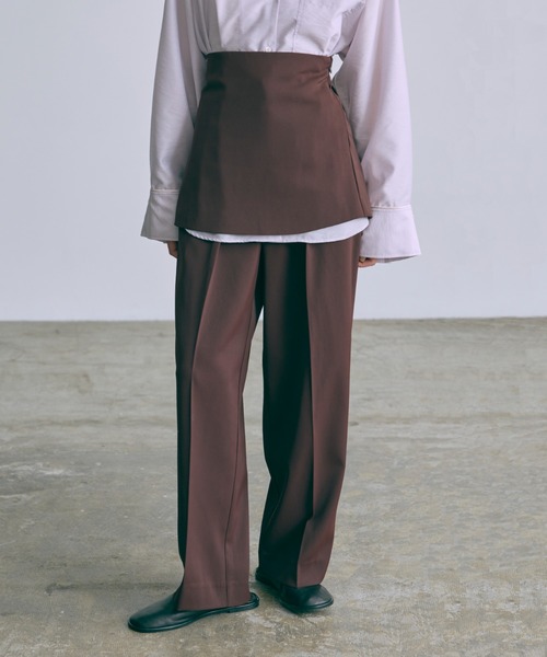 EN NEUME(エンノイム)の「Bustier Layered 2Way Set(その他パンツ・レディース・ネイビー/イエロー/バーガンディー・1/0)」の3枚目の写真