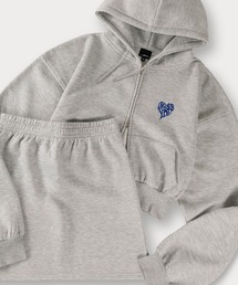 SlashDate（スラッシュデイト）の「【85】【セットアップ】ショート丈 ジップパーカー ＆ スカート /ハートロゴ刺繍/ルームウェア/レディース（パーカー）」