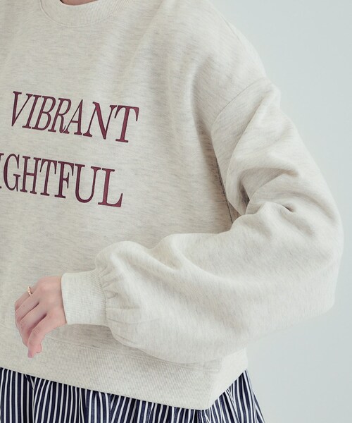 Cutie Blonde(キューティーブロンド)の「【あったか】裾レイヤード風裏起毛スウェット(スウェット・レディース・ライトグレー/ブラック・01/02/03/04)」の15枚目の写真