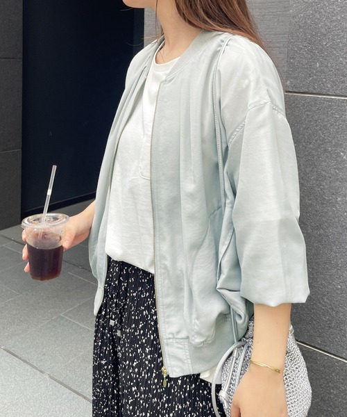 ikka（イッカ）の「【雑誌InRed5月号掲載】シアーリブブルゾン【親子コーデ】（ブルゾン・レディース・ミント/ベージュ/モカ/チャコールグレー・M/L/S）」の4枚目の写真