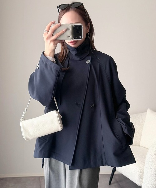 ANGIE（アンジー）の「ショート トレンチコート（トレンチコート・レディース・ベージュ/ライトベージュ/キャメル/ネイビー・FREE）」の18枚目の写真