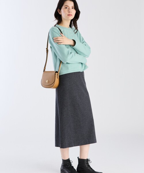 agnes b.(アニエスベー)の「オーガニックコットン メルトン 長袖 カーディガンプレッション "Le Classique"(カーディガン/ボレロ・レディース・グリーン系その他・2/3/1)」の6枚目の写真