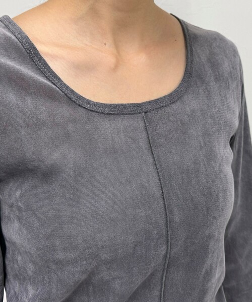 fredy emue(フレディエミュ)の「【haru企画】2WAYシアーフロッキートップス(Tシャツ/カットソー・レディース・ブラウン/オフホワイト/チャコールグレー・38)」の6枚目の写真