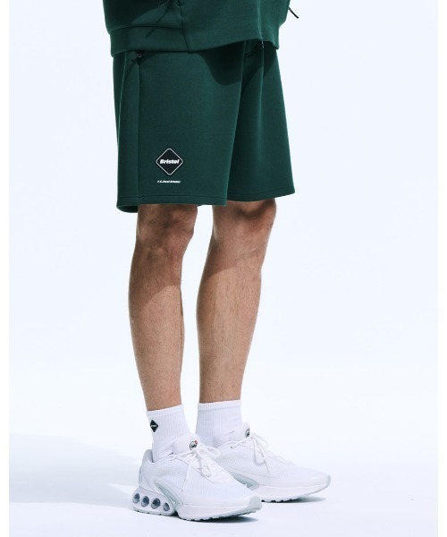 F.C.Real Bristol（エフシーレアルブリストル）の「EMBLEM SHORT SOCKS