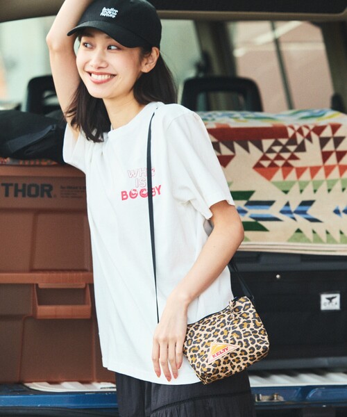 KELTY（ケルティ）の「限定展開 KELTY/ケルティ 別注 ミニ ショルダー ポーチ / サコッシュ（ショルダーバッグ・メンズ・チャコールグレー/その他9/グレー/ブラック/ベージュ/ネイビー/レオパード・ﾌﾘ-）」の8枚目の写真