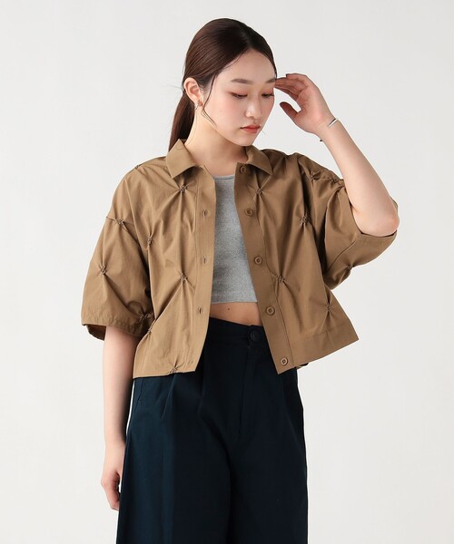 BEAMS HEART(ビームスハート)の「ピン 刺繍 シャツ(シャツ/ブラウス・レディース・ホワイト系その他5/ブラック/カーキ/ブラウン系その他4・FREE)」の4枚目の写真