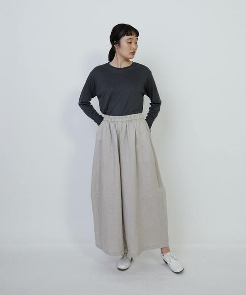 LOISIR（ロワズィール）の「リネンツイルボトルシルエットパンツ（その他パンツ・レディース・ブラック/ライトベージュ/ブルー・MT/M）」の8枚目の写真