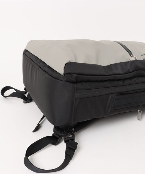 CIE（シー）の「【CIE】VARIOUS 2WAY BACKPACK-L- 022508（バックパック/リュック・レディース・サンドベージュ/グレー/ネイビー/ブラック・FREE）」の17枚目の写真