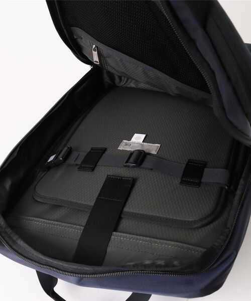 CIE（シー）の「【CIE】VARIOUS 2WAY BACKPACK-L- 022508（バックパック/リュック・レディース・サンドベージュ/グレー/ネイビー/ブラック・FREE）」の21枚目の写真