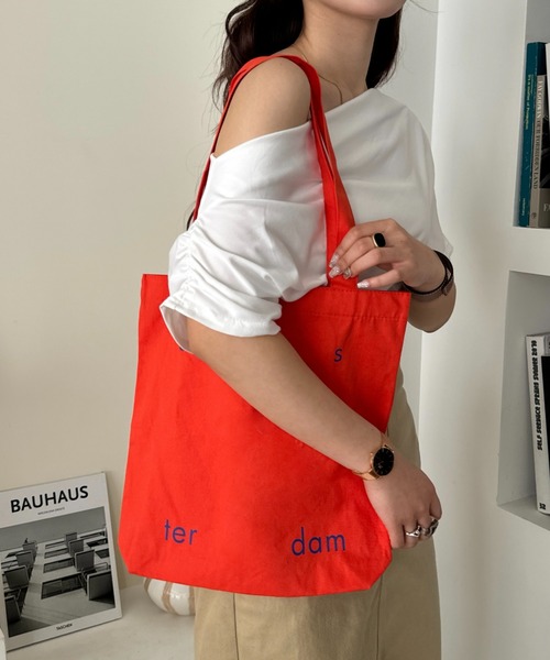 efill(エフィル)の「大容量 キャンバス バッグ ショルダー バッグ(トートバッグ・レディース・オレンジ・FREE)」の1枚目の写真