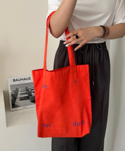 efill(エフィル)の「大容量 キャンバス バッグ ショルダー バッグ(トートバッグ・レディース・オレンジ・FREE)」の8枚目の写真