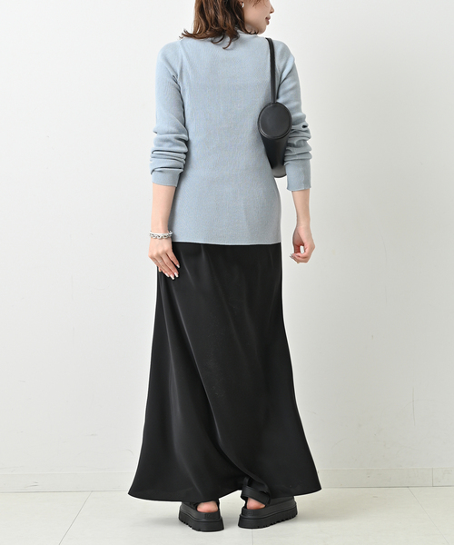 SLOBE IENA(スローブイエナ)の「サテンバイアススカート(スカート・レディース・ピンク/ブラック/ベージュ・38/36)」の18枚目の写真