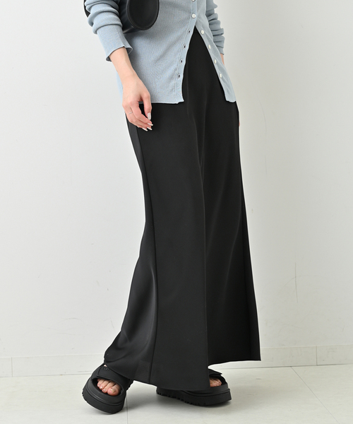 SLOBE IENA(スローブイエナ)の「サテンバイアススカート(スカート・レディース・ピンク/ブラック/ベージュ・38/36)」の21枚目の写真