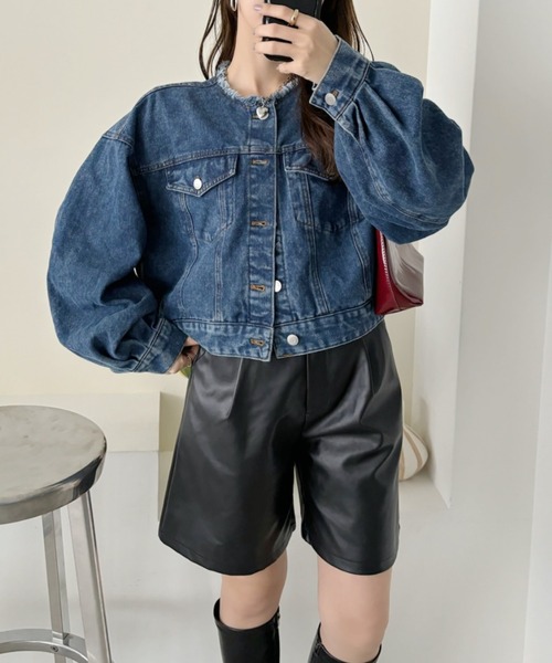Ada.(エイダ)の「ノーカラー ビッグシルエット ボリュームスリーブ デニムジャケット(デニムジャケット・レディース・ブルー/ブラック/ネイビー・FREE)」の13枚目の写真
