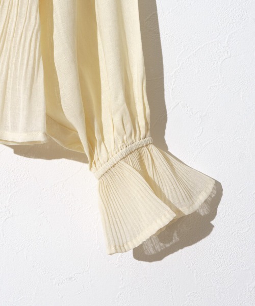 flower(フラワー)の「シェルプリーツブラウス(シャツ/ブラウス・レディース・ホワイト/イエロー・FREE)」の16枚目の写真