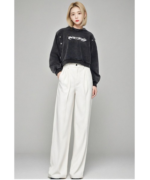 .KOM(ドットコム)の「A'GEM/9 × .kom 『.KOM/ドットケーオーエム』 デザインクロップパーカー(パーカー・レディース・チャコールグレー・FREE)」の6枚目の写真