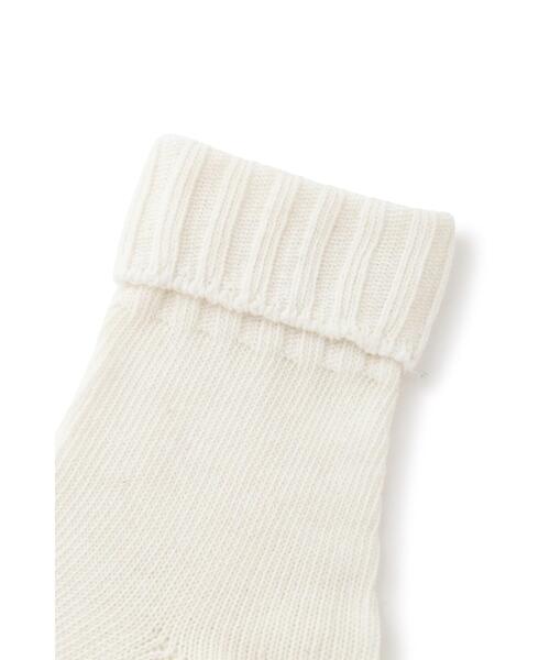 MARGARET HOWELL（マーガレットハウエル）の「COTTON LINEN SOCK（ソックス/靴下・レディース・ブラック/カーキ/ホワイト・FREE）」の4枚目の写真