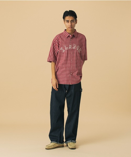 XLARGE（エクストララージ）の「OLD ENGLISH DENIM PAINTER PANTS（デニムパンツ・メンズ・インディゴブルー/ブラック・30inch/32inch/34inch/36inch）」の8枚目の写真