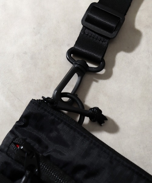 THRASHER（スラッシャー）の「【THRASHER/スラッシャー】サコッシュミニショルダーバッグ（ショルダーバッグ・メンズ・カモフラージュ/ブラック系その他/ブラック・FREE）」の21枚目の写真